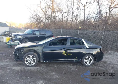 2012 Hyundai Sonata Limited z USA, uszkodzony, nr VIN 5NPEC4AC5CH499351